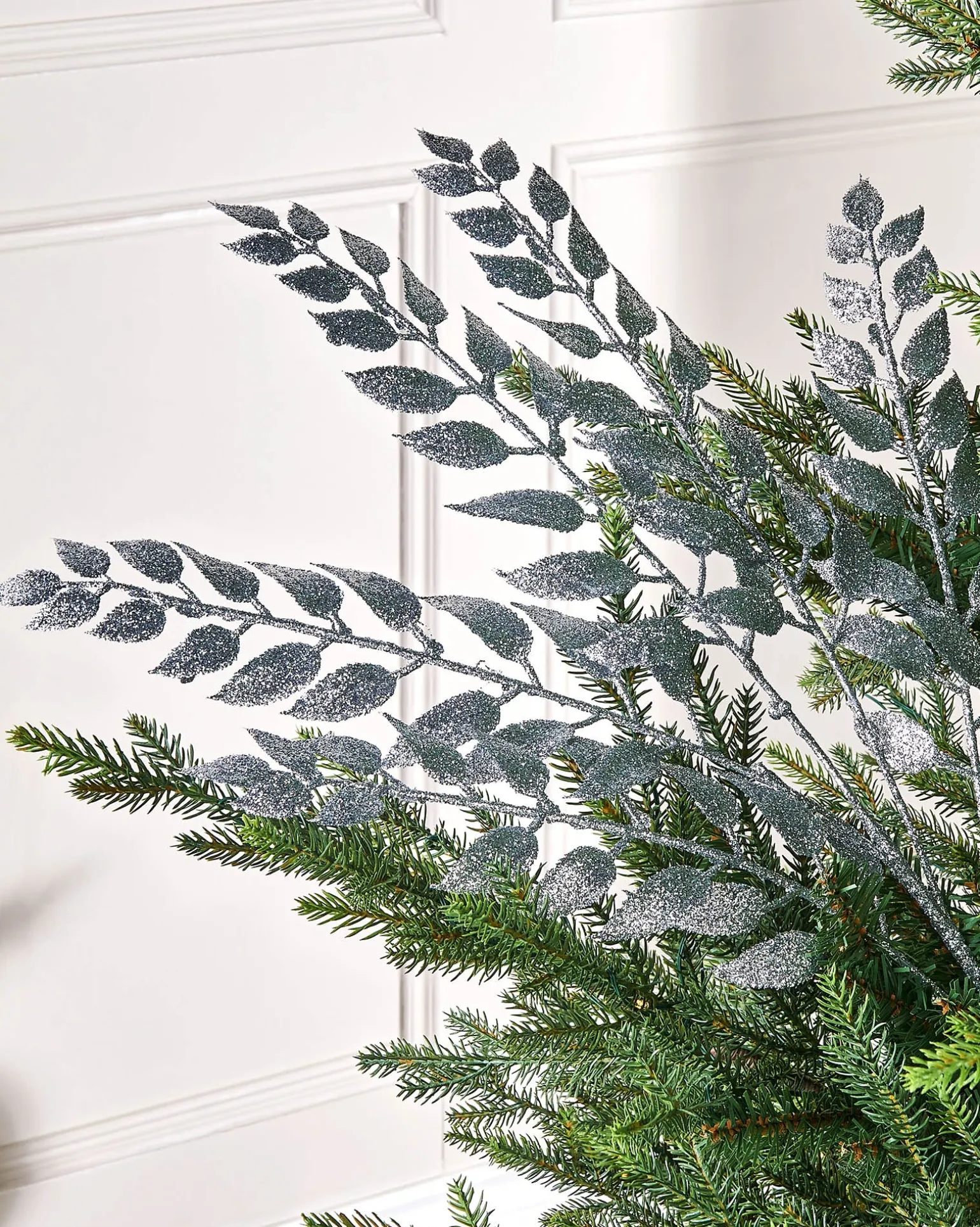 Silver Leaf Christmas Tree Spray, 73 Cm