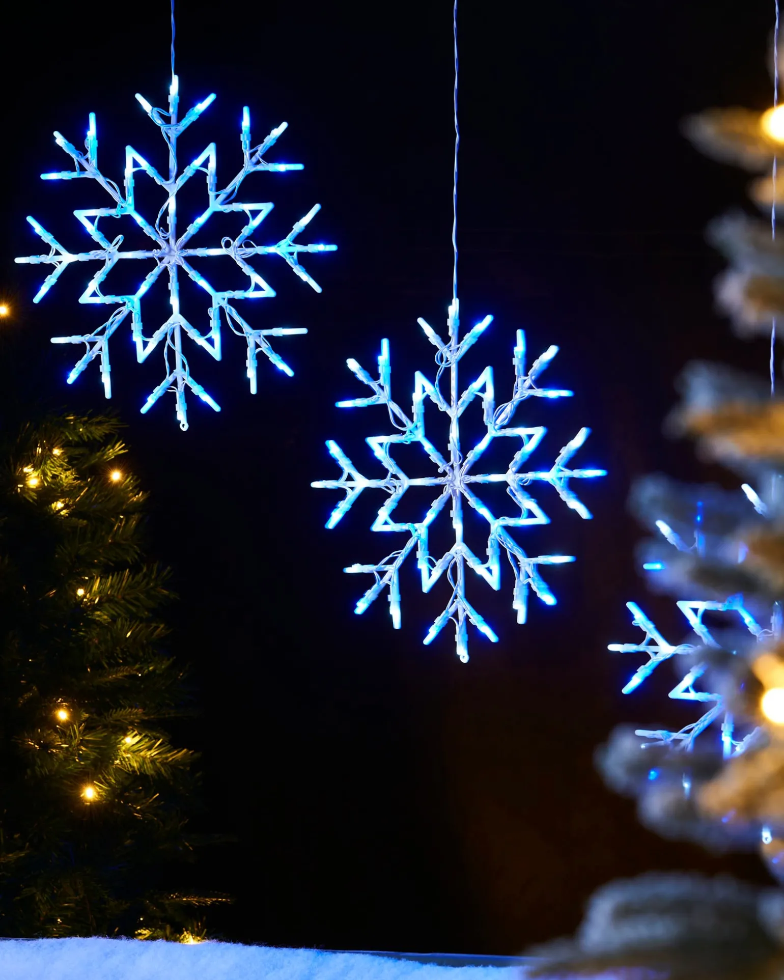 Snowflake Silhouette, Blue, 36 Cm