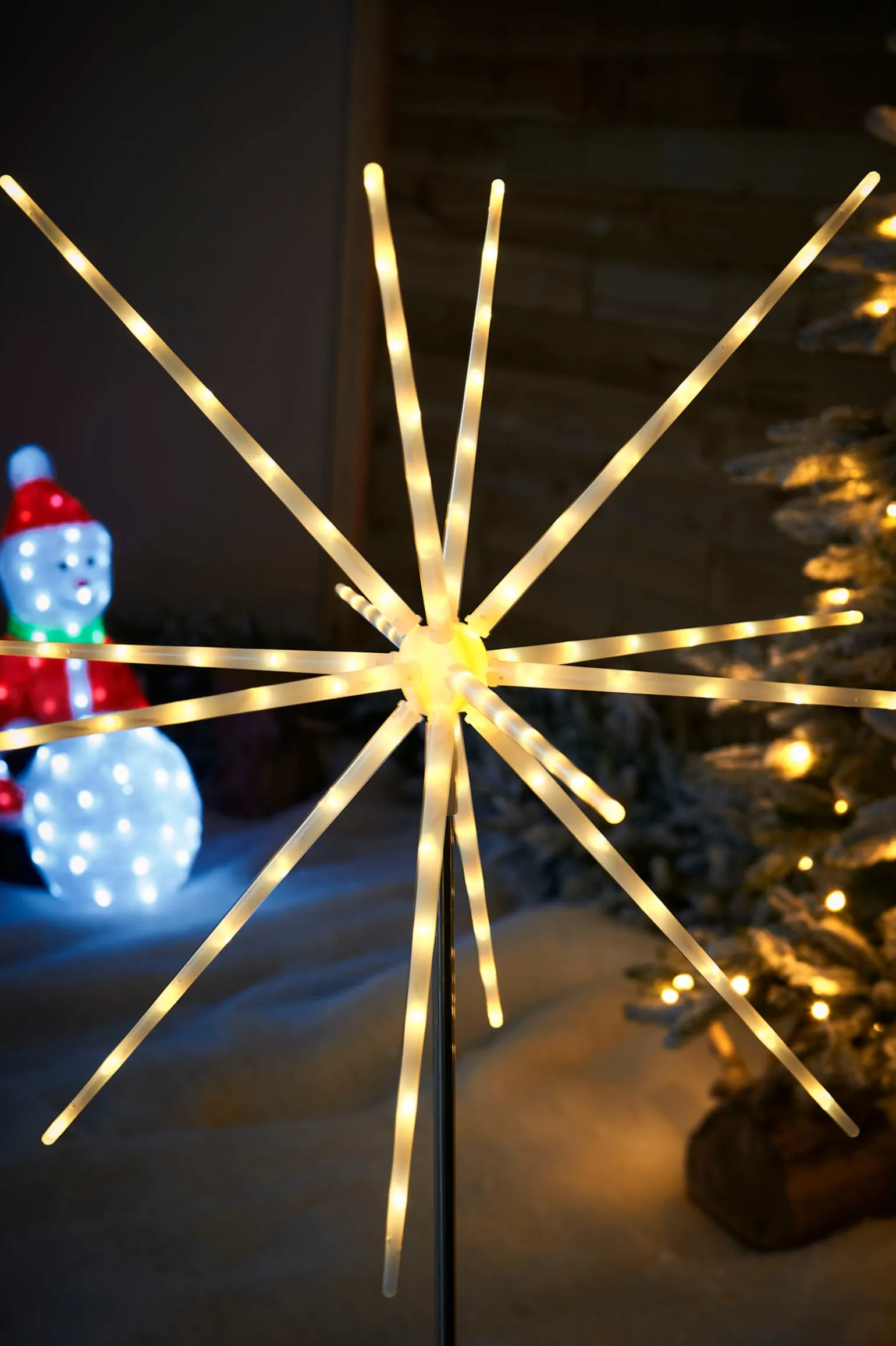 Starburst Pathway Stake Light, Warm White, 98 Cm