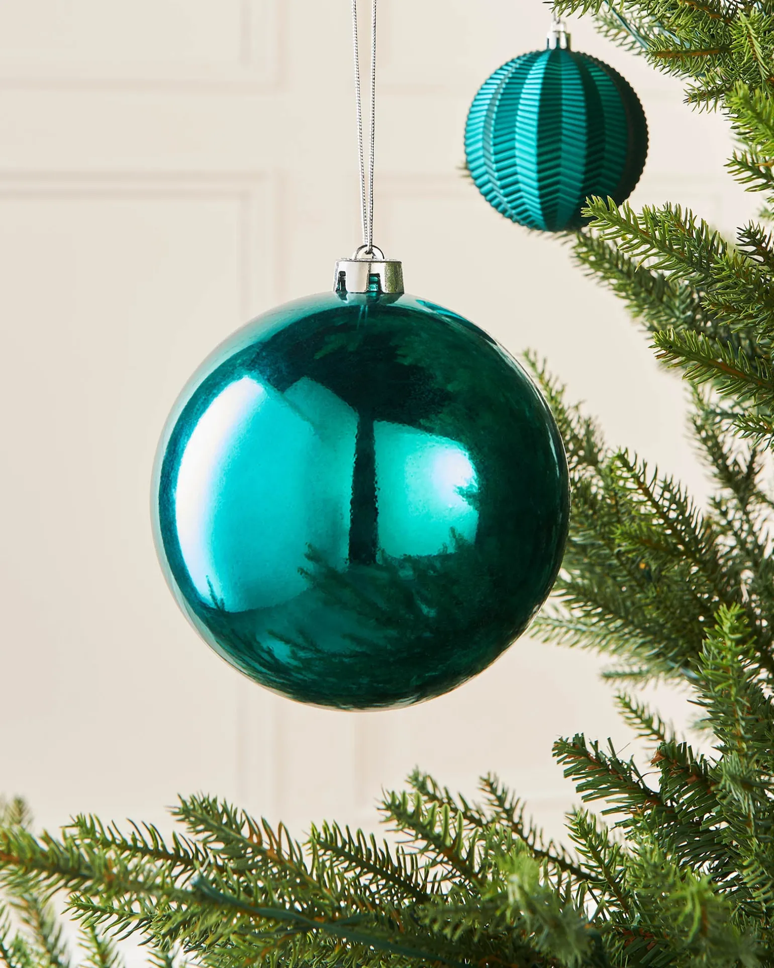 Teal Large Gloss Shatterproof Bauble, 15 Cm