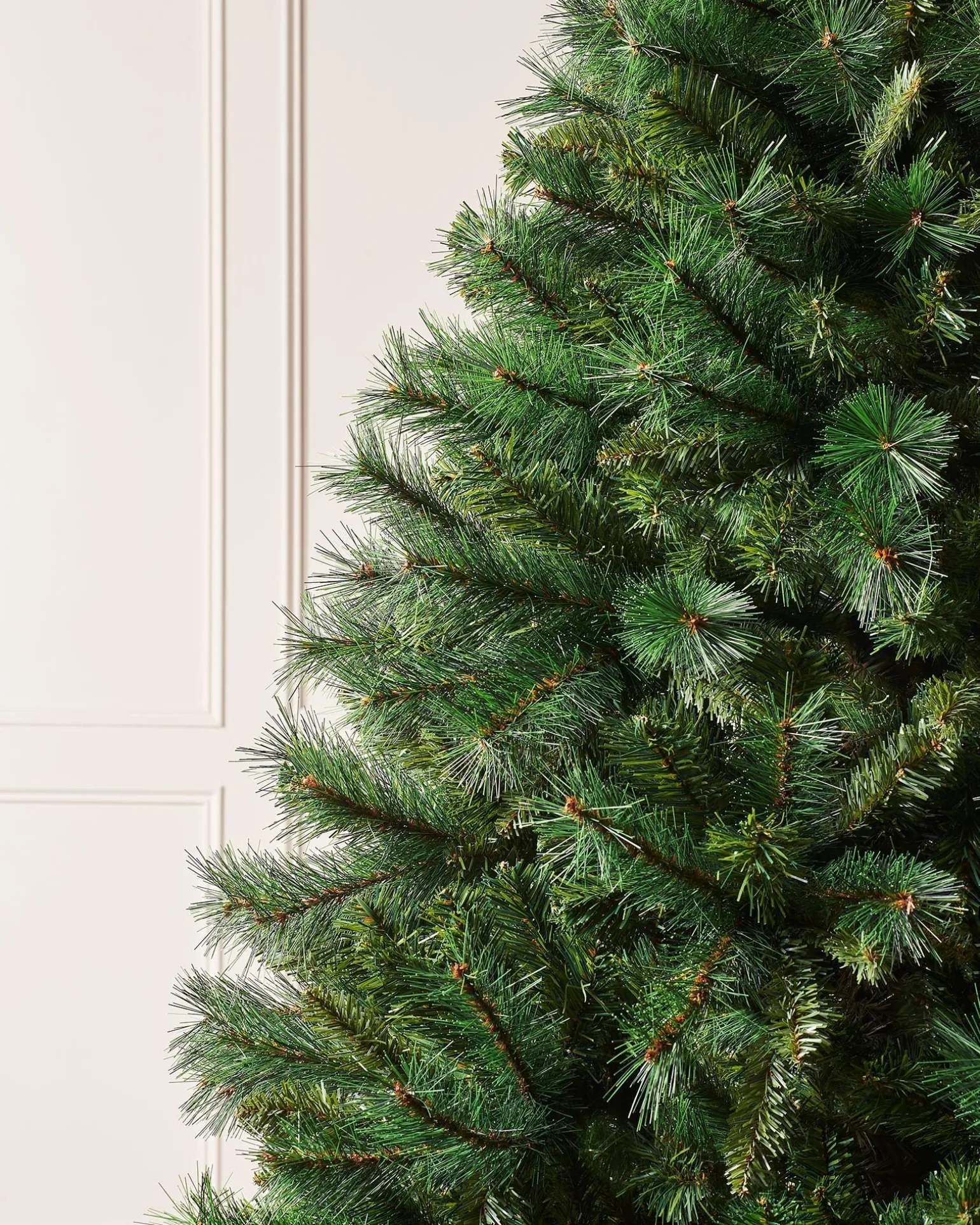 Victorian Pine Christmas Tree, 7 Ft