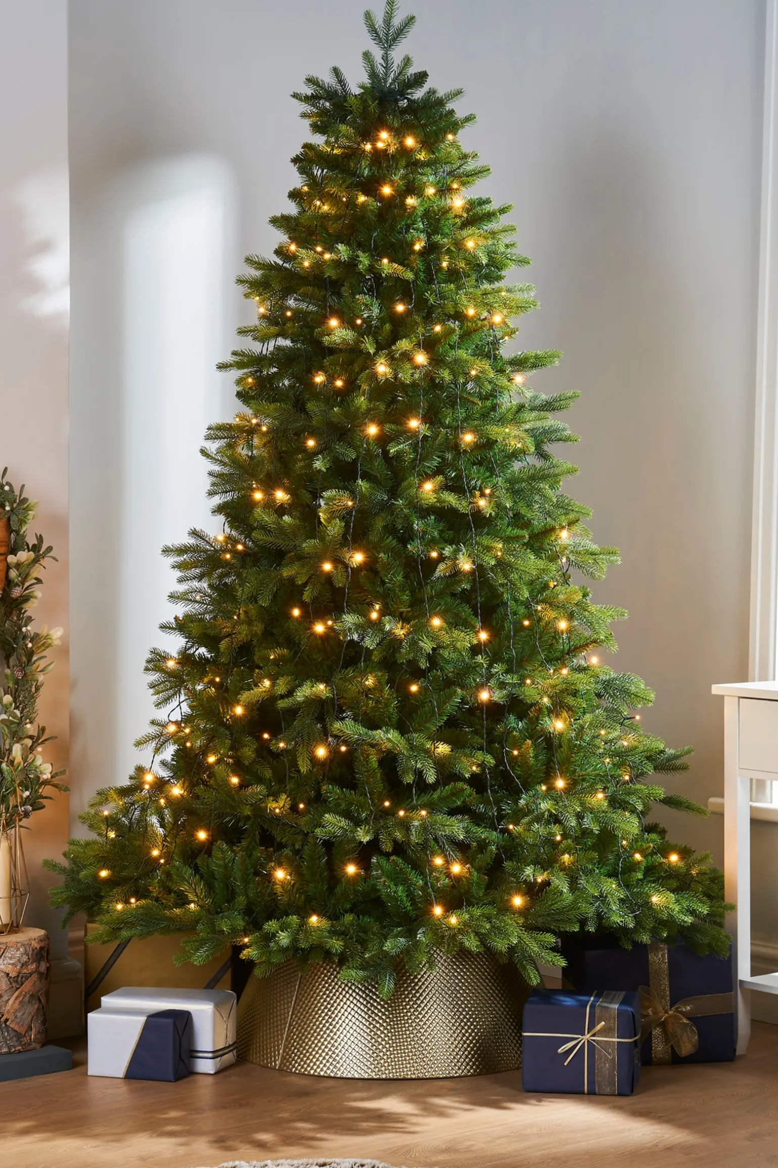 Warm White LED Christmas Tree Light String, 2 M