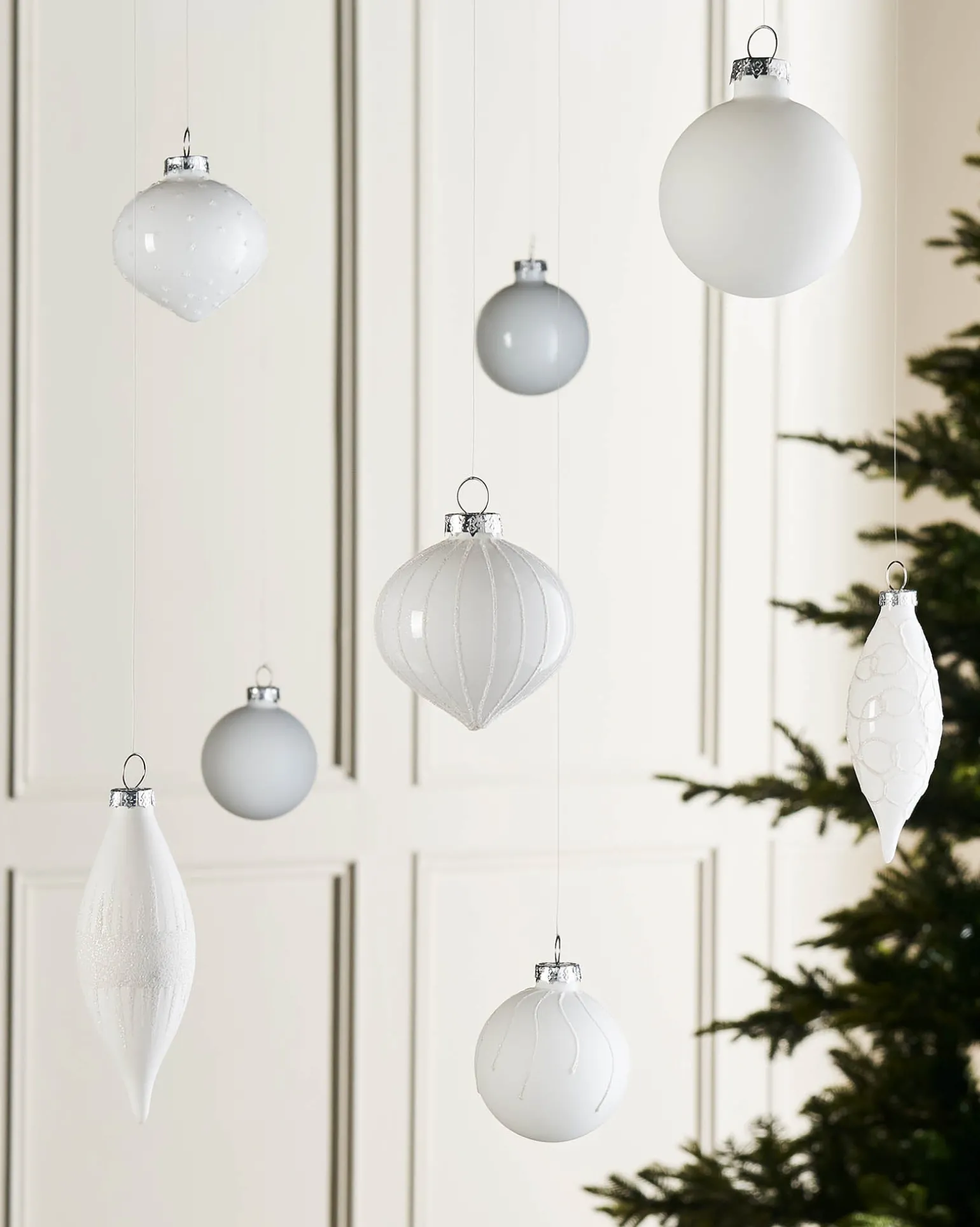 White Glass Baubles, 20 Pack