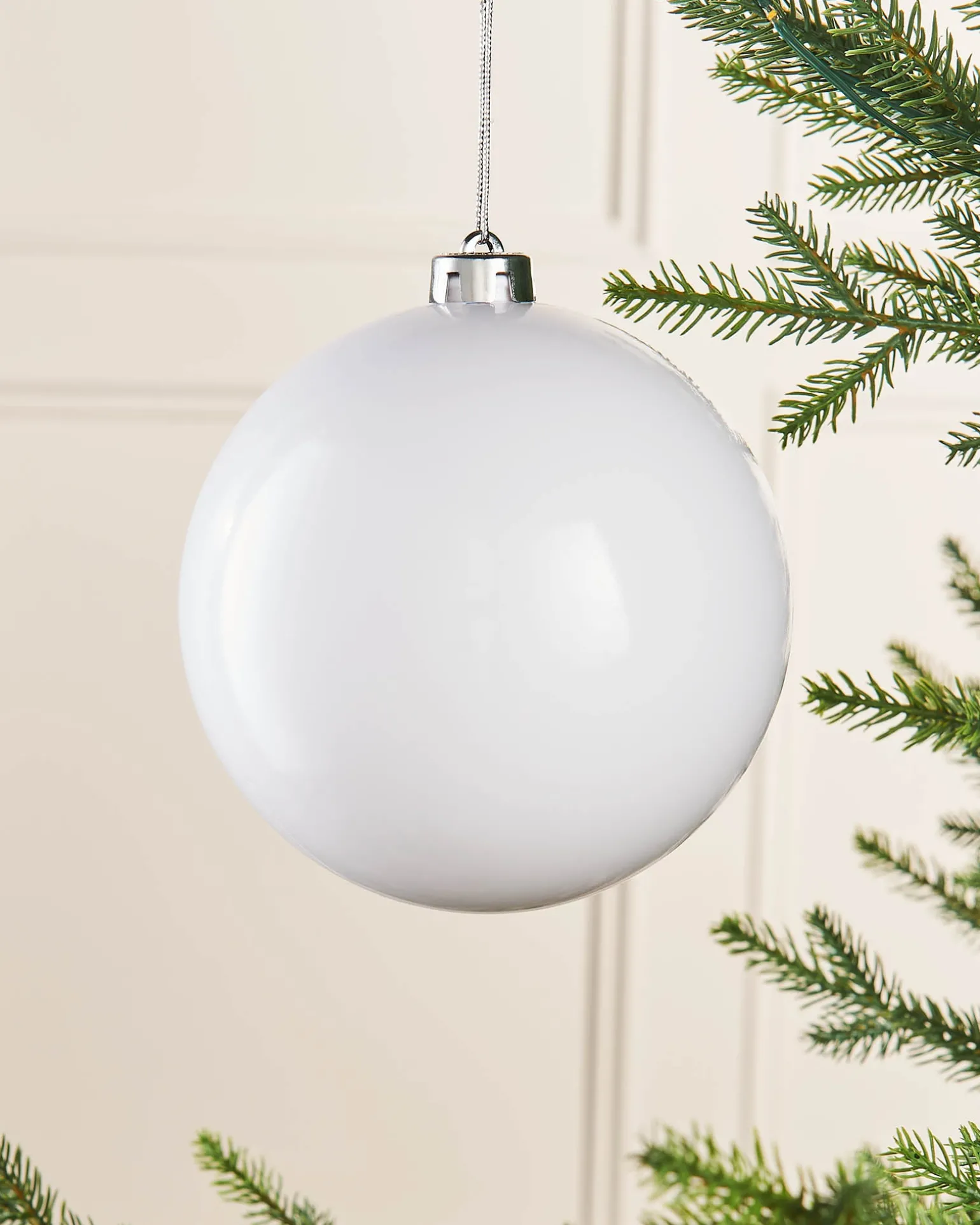White Large Gloss Shatterproof Bauble, 15 Cm