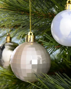 White/Gold Shatterproof Baubles Set, 50 Pack