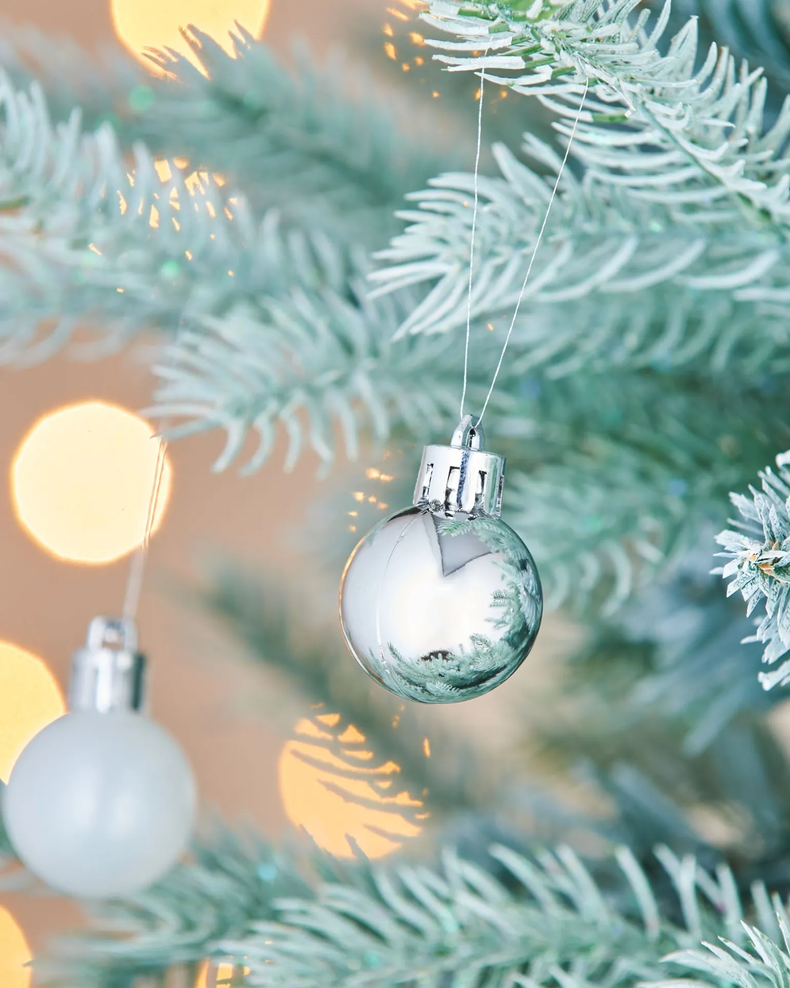 White/Silver Shatterproof Baubles, 36 Pack, 3 Cm
